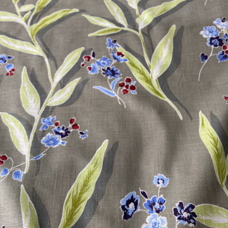 Baumwolle "In the scent of Flowers ", grün, Emico Design, Blumen, Blätter, Blüten, Made in Japan, 100% Baumwolle