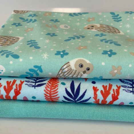 Stoffpaket "Eule und Koralle", 2 x 50 cm bunter Jersey, 30 cm uni Bündchen für kleine Höschen, T-Shirts, Leggins, Kleidchen und viele andere Nähideen