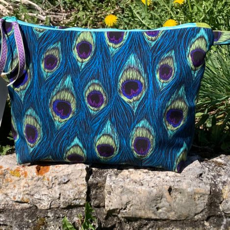 Nasstasche "Pfauenfeder" groß