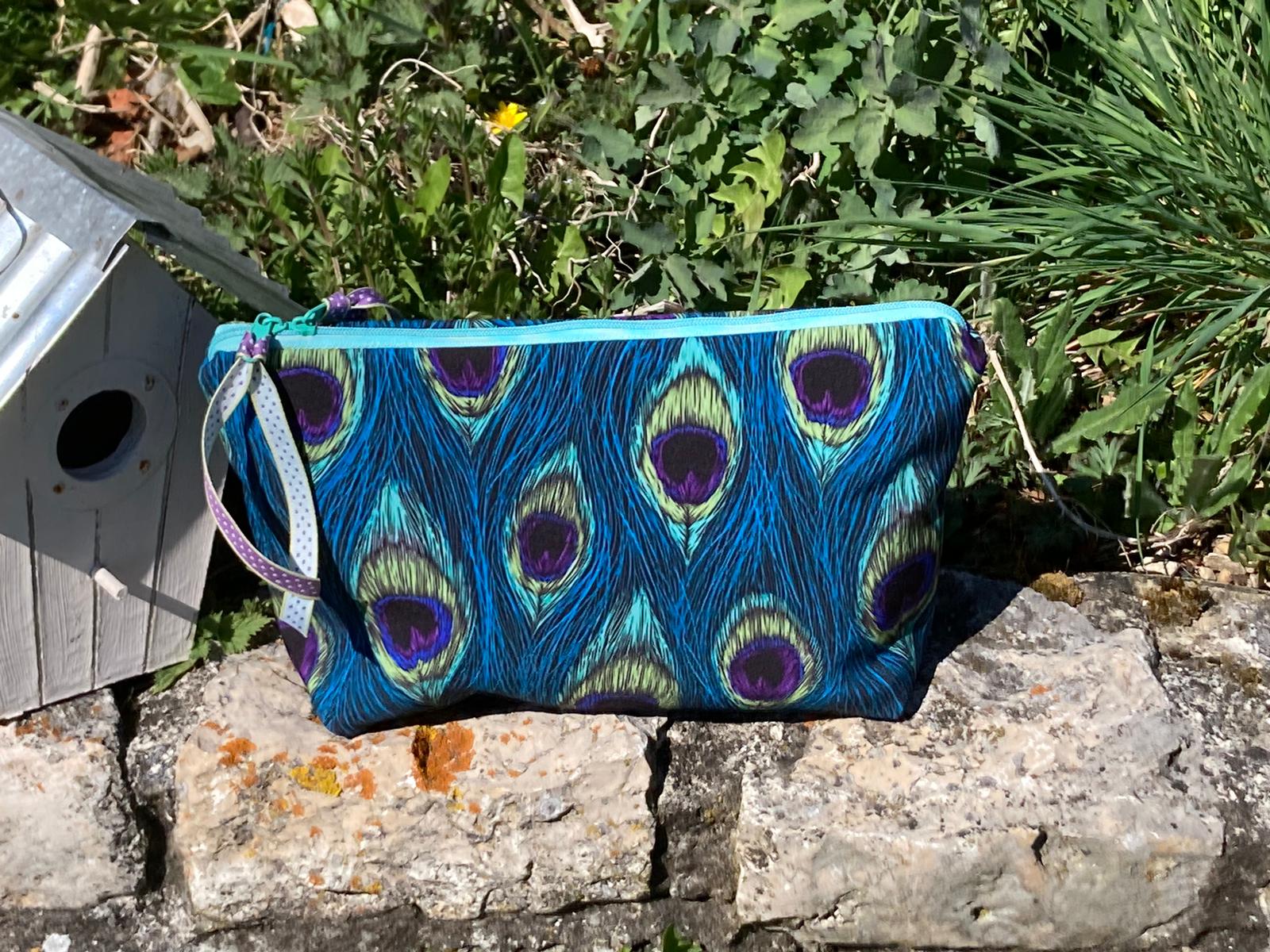 Nasstasche "Pfauenfeder" klein Nr.2